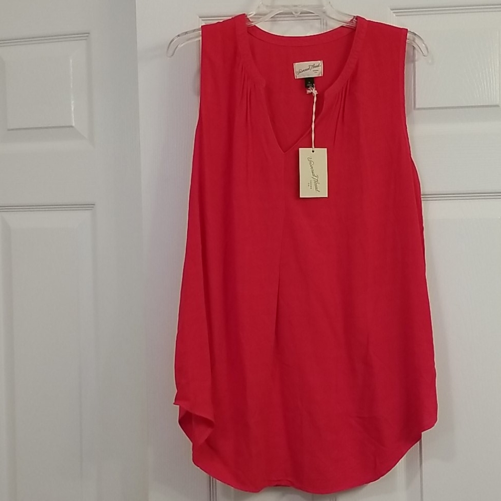 Soft and comfortable tank top